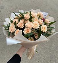 Букет Кремовые розы Латте в Новосибирске