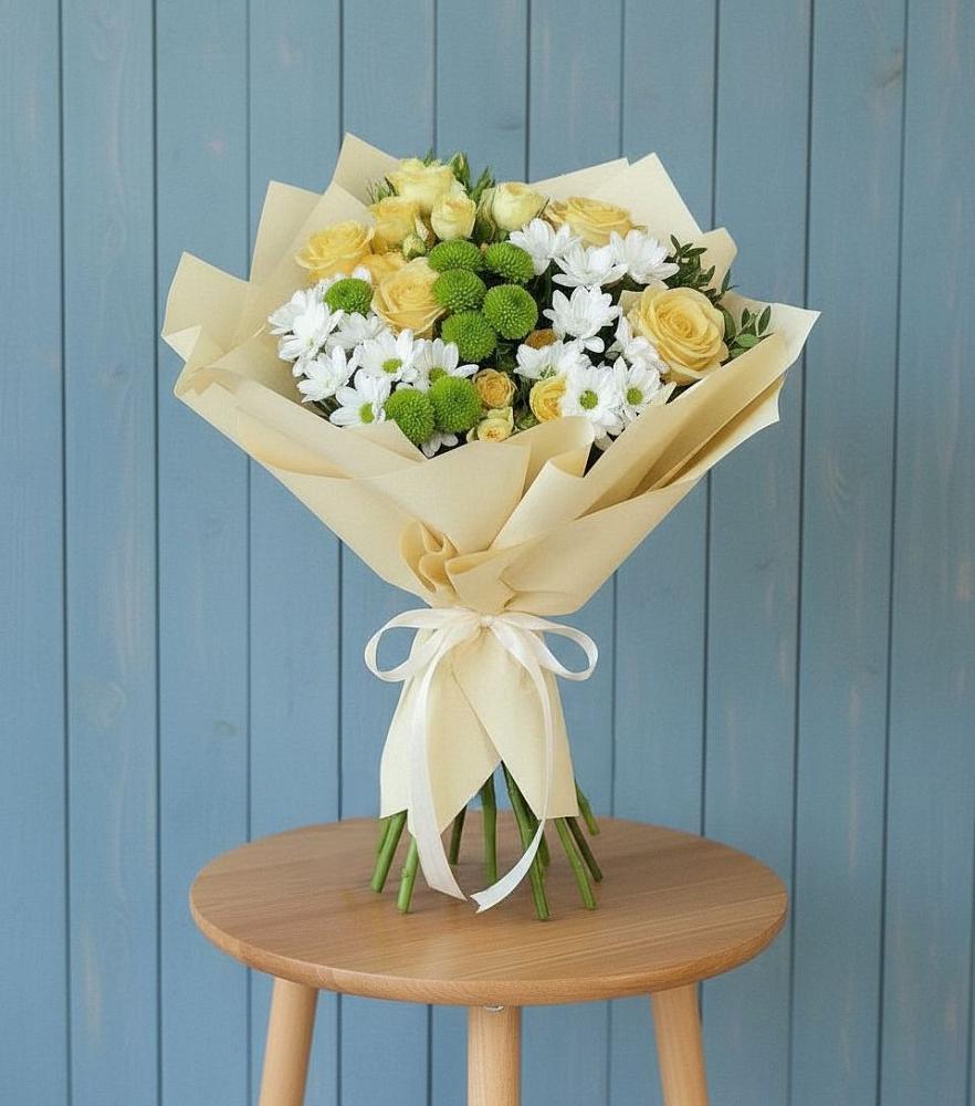 Букет цветов из: Хризантемы и Розы в Новосибирске